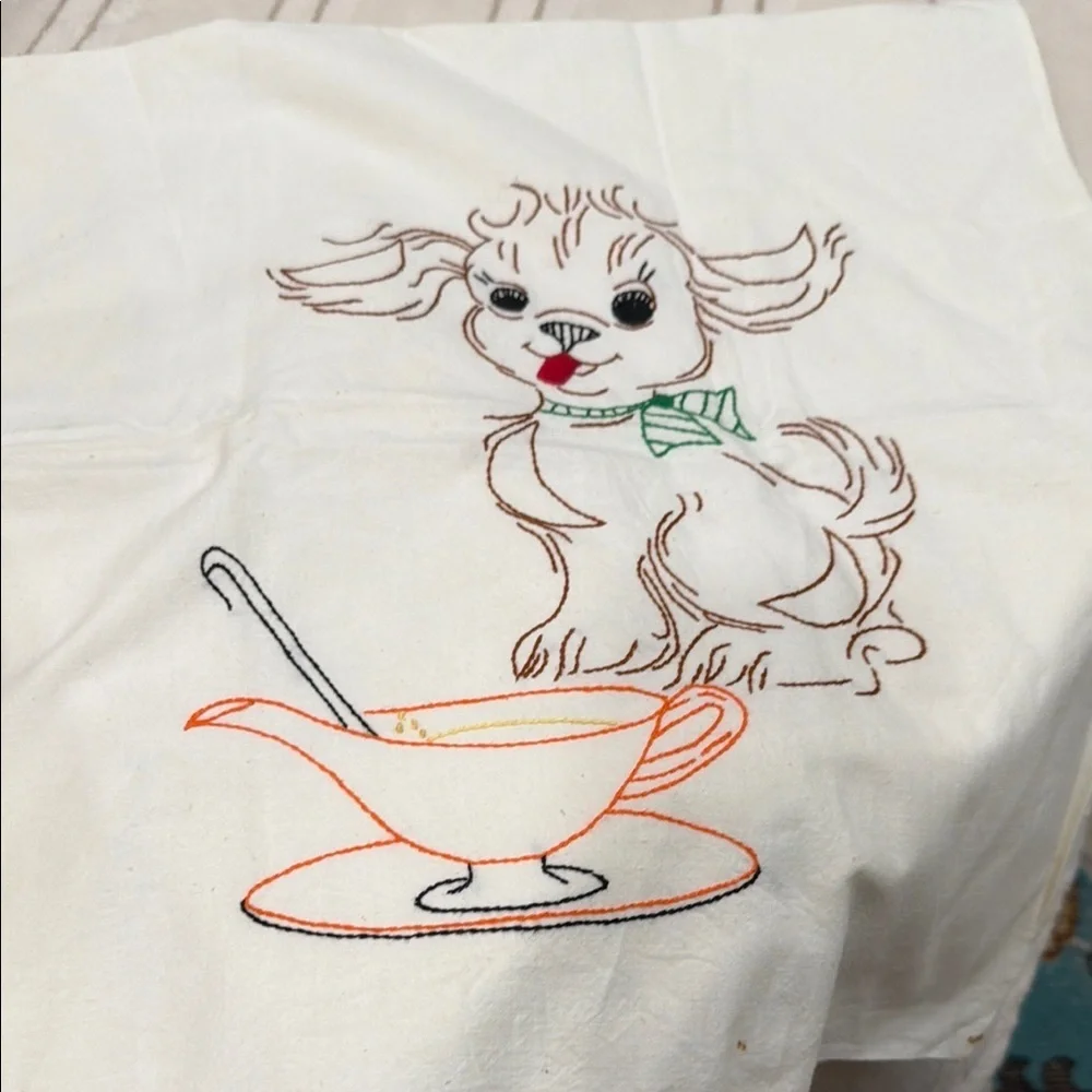 Vintage Embroidered White Flour Sack Cloth Towels.. Puppy Baking/kitchen Design